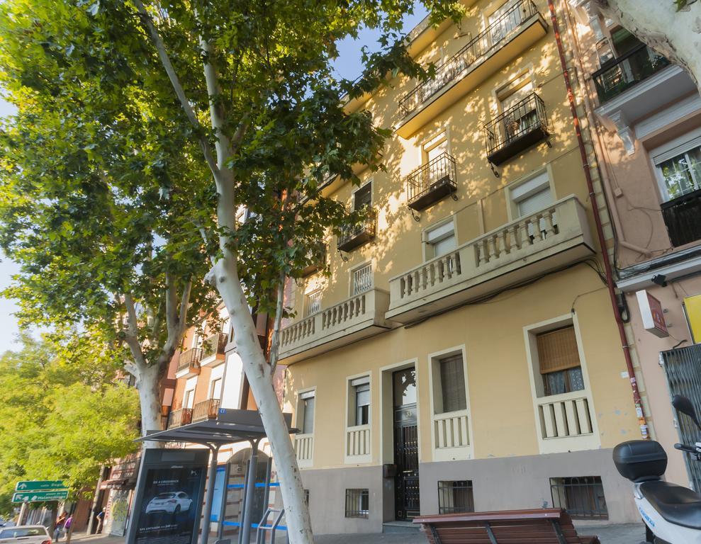 Dobo Rooms Ronda De Segovia 马德里 外观 照片